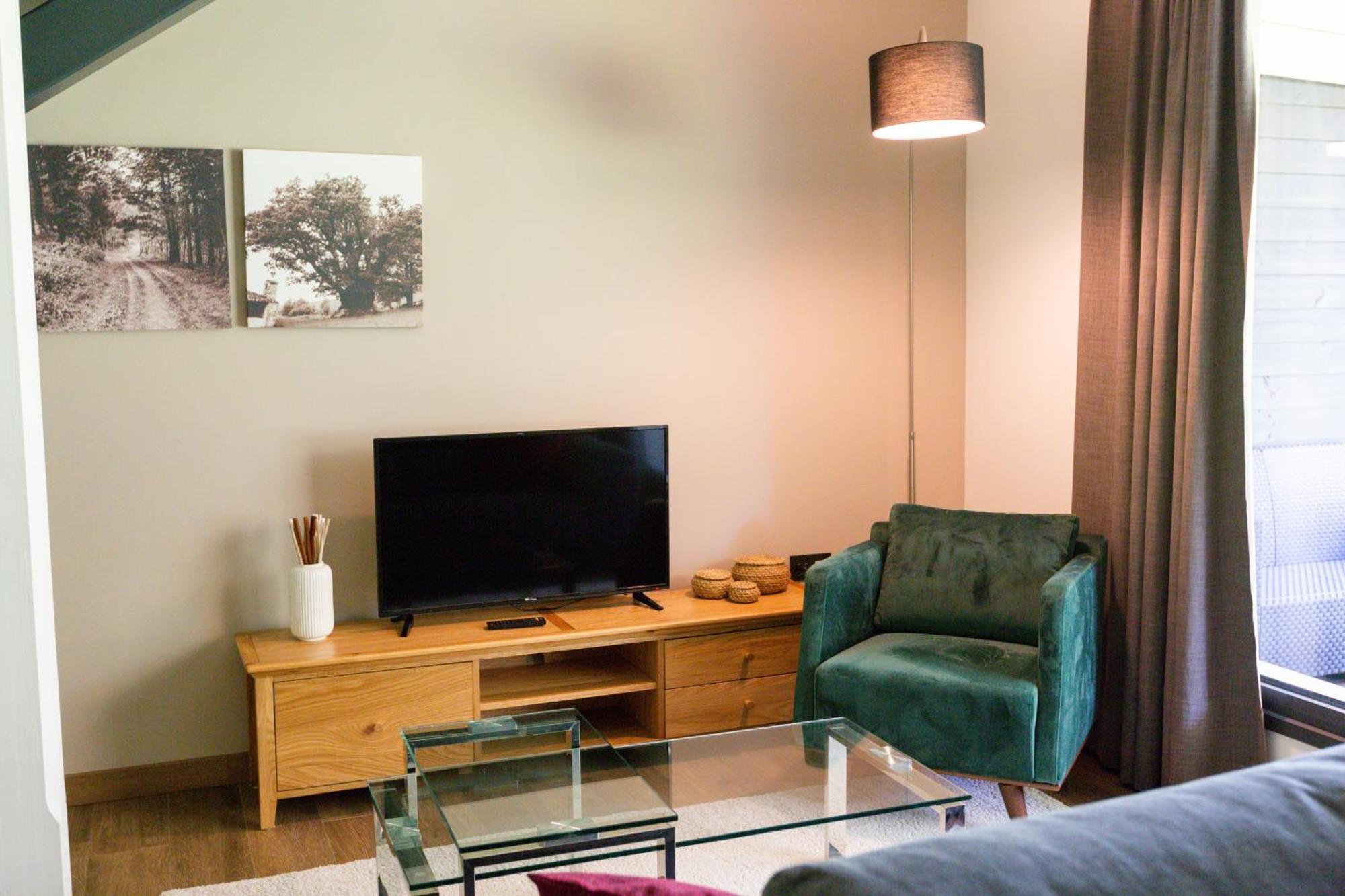 Complejo Turistico Les Cotolles Apartman Onís Kültér fotó