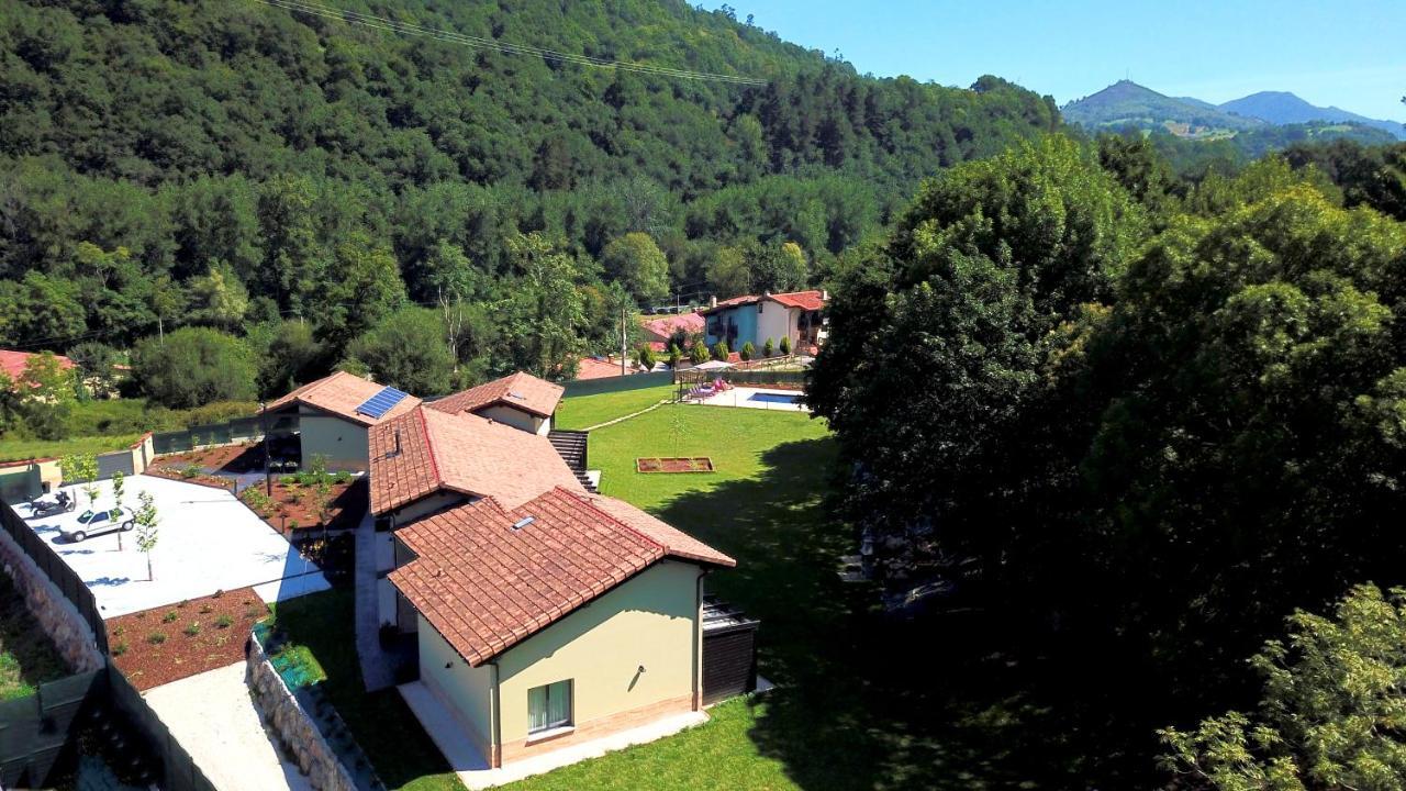 Complejo Turistico Les Cotolles Apartman Onís Kültér fotó